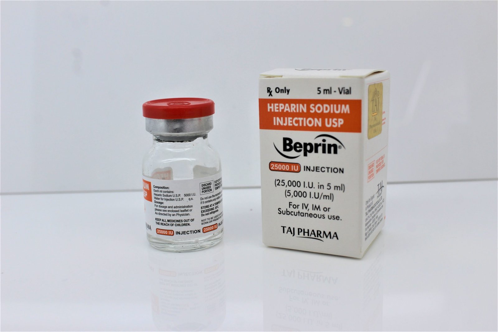 Heparin Sodium Injection 25000 IU manufacturers & Heparin Sodium Injection 25000 IU suppliers in India. Taj Pharmaceuticals, the well-known Heparin Sodium Injection 25000 IU manufacturer in India gives the assurance of high-quality and purity.