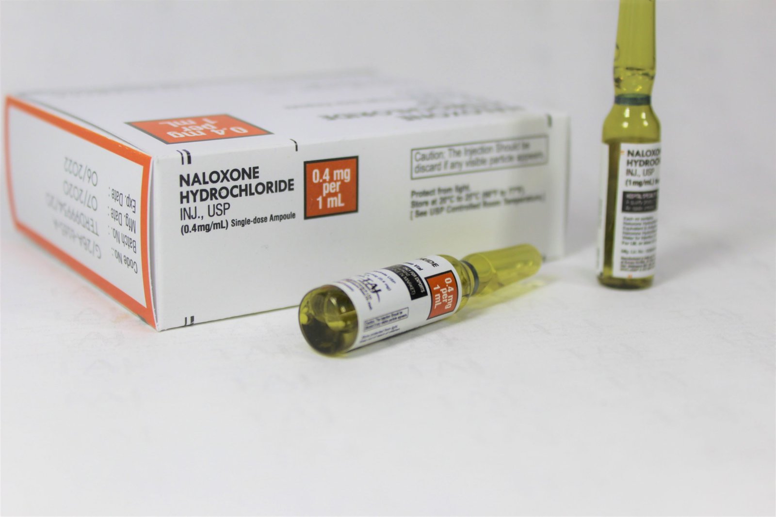Taj Pharma is WHO-GMP Certified Pharmaceutical Wholesaler of Naloxone Hydrochloride Injection USP 0.4mg/1ml, Naloxone Hydrochloride Injection USP 0.4mg/1ml Supplier, Naloxone Hydrochloride Injection USP 0.4mg/1ml Exporters from India. Taj Pharma holds excellent record in manufacturing of Naloxone Hydrochloride Injection USP 0.4mg/1ml from India.